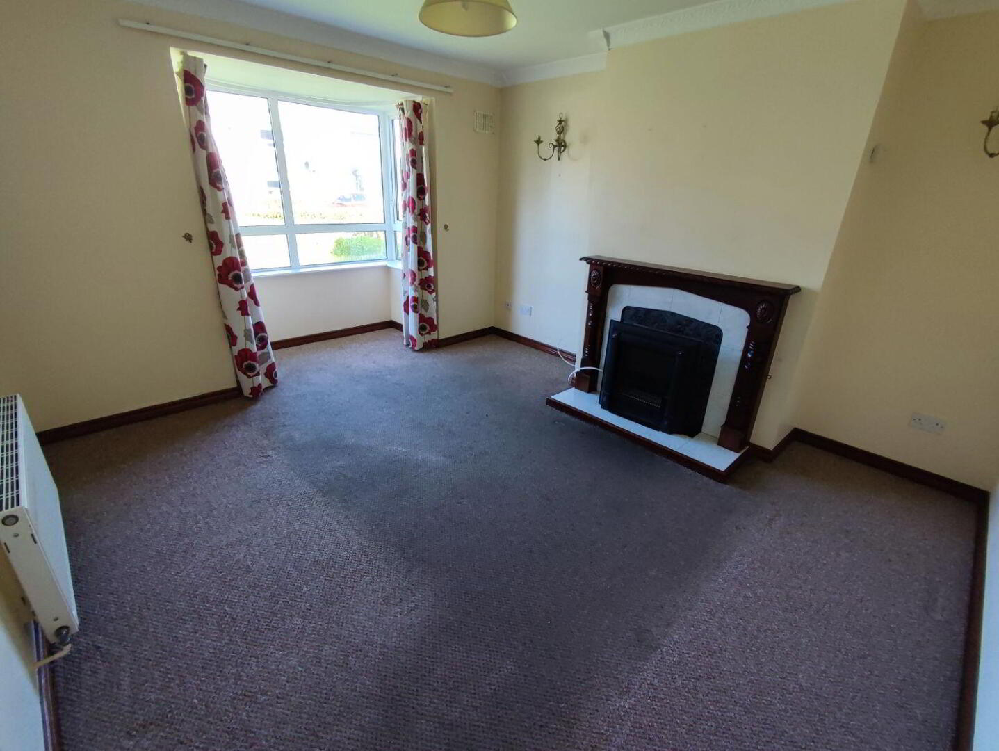 6 Whitethorn Grove 3 of 18