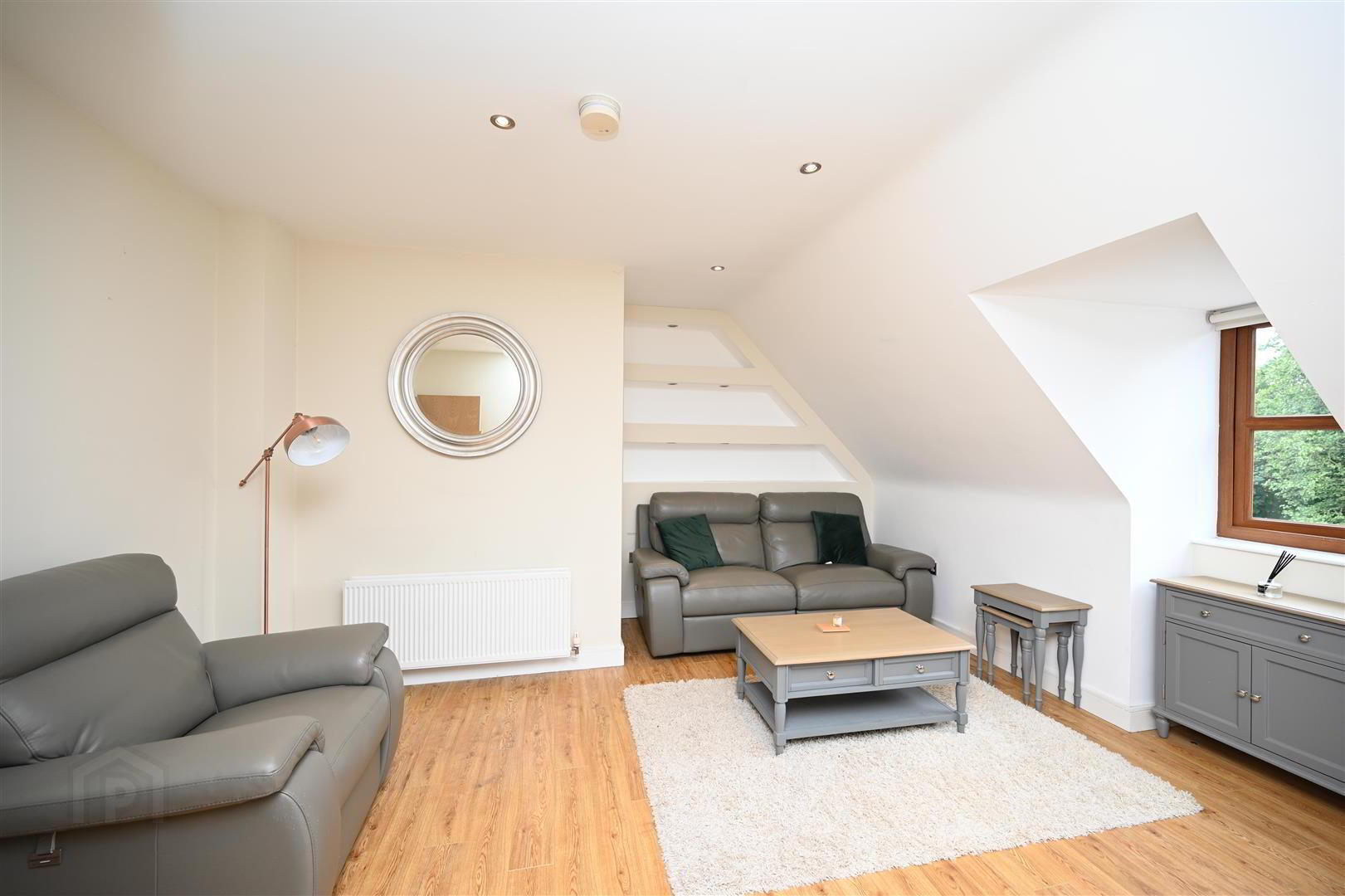 Apt 15, 22 Upper Lisburn Road 2 of 16