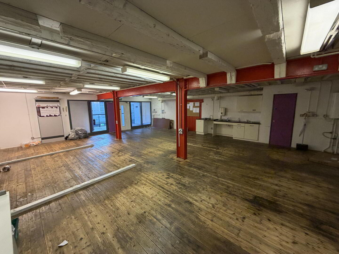 Suite 6, 30-42 Waring Street 2 of 4