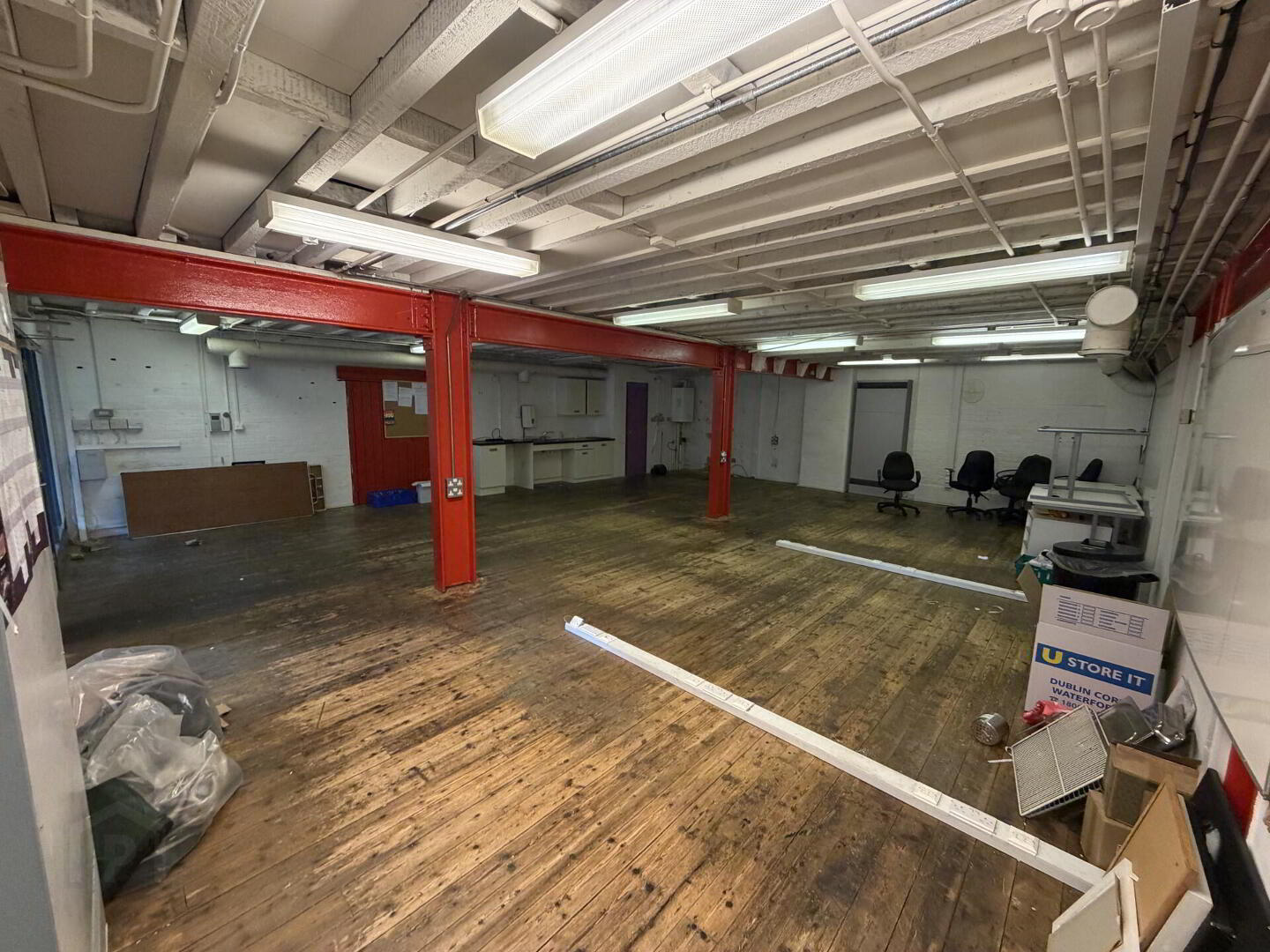Suite 6, 30-42 Waring Street 3 of 4