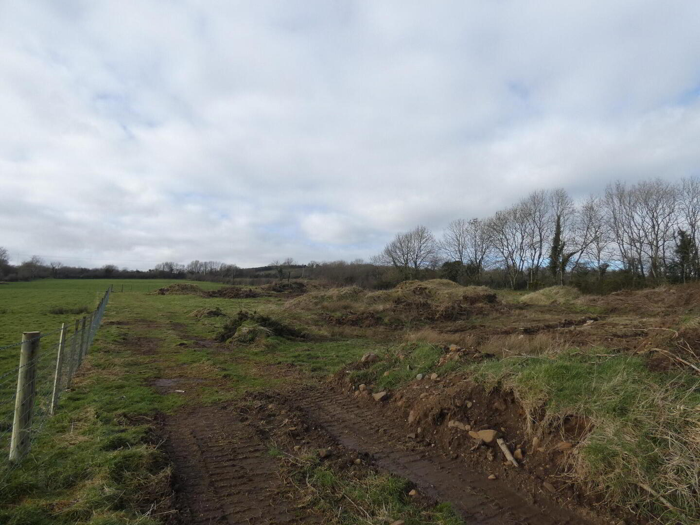 2 Sites , S.w Of, 89 Moneydig Road 12 of 13