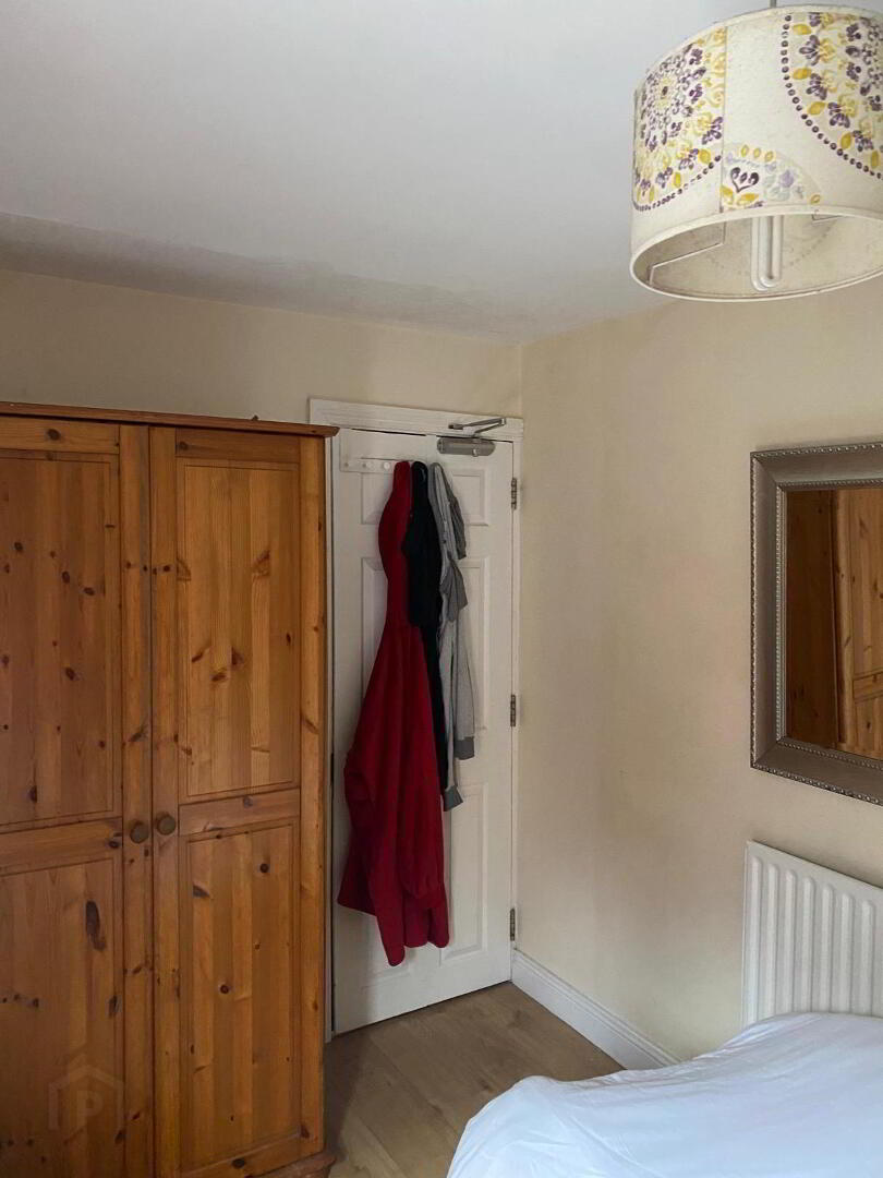 1 Sandhurst Drive 35 of 35
