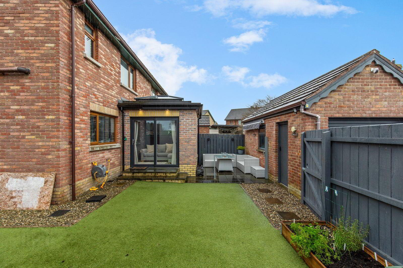 29 Stonebridge Green 27 of 28