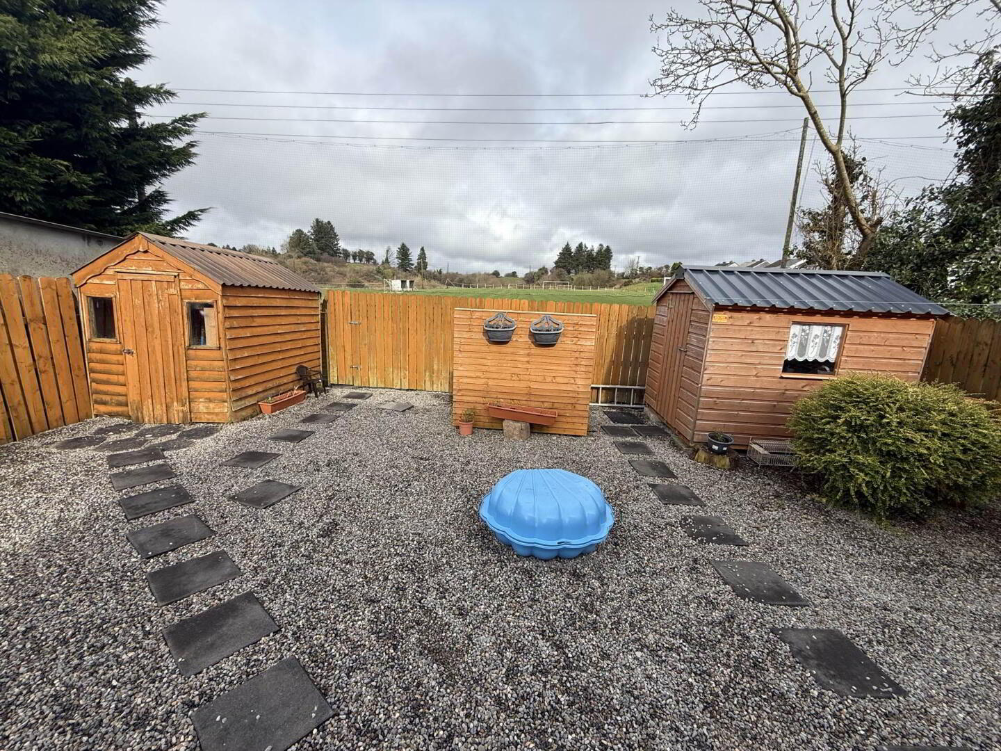 16 Abbey Vale 2 of 26