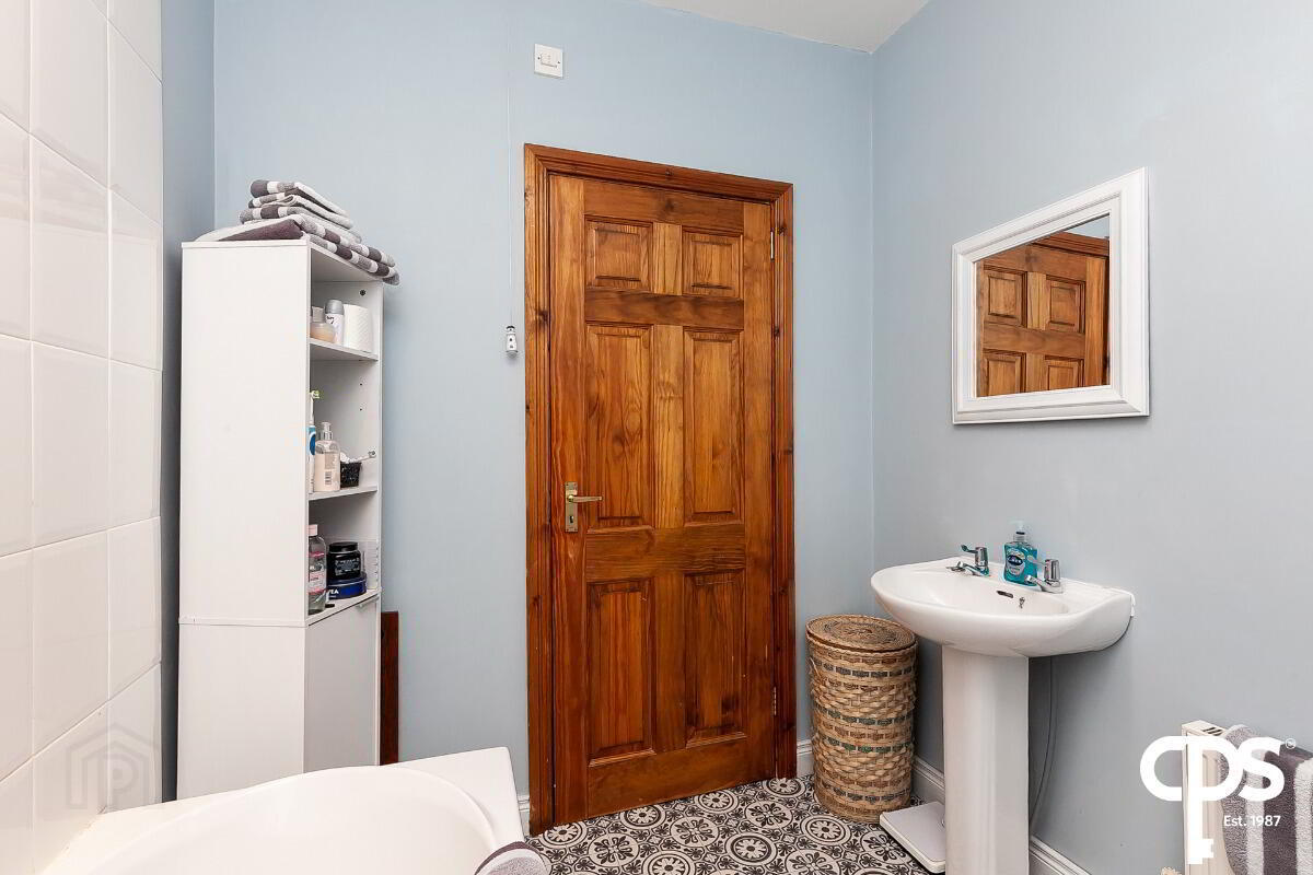 23 Donegall Avenue 15 of 16