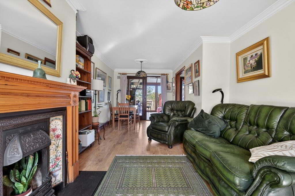 5 Laganvale Manor 3 of 19