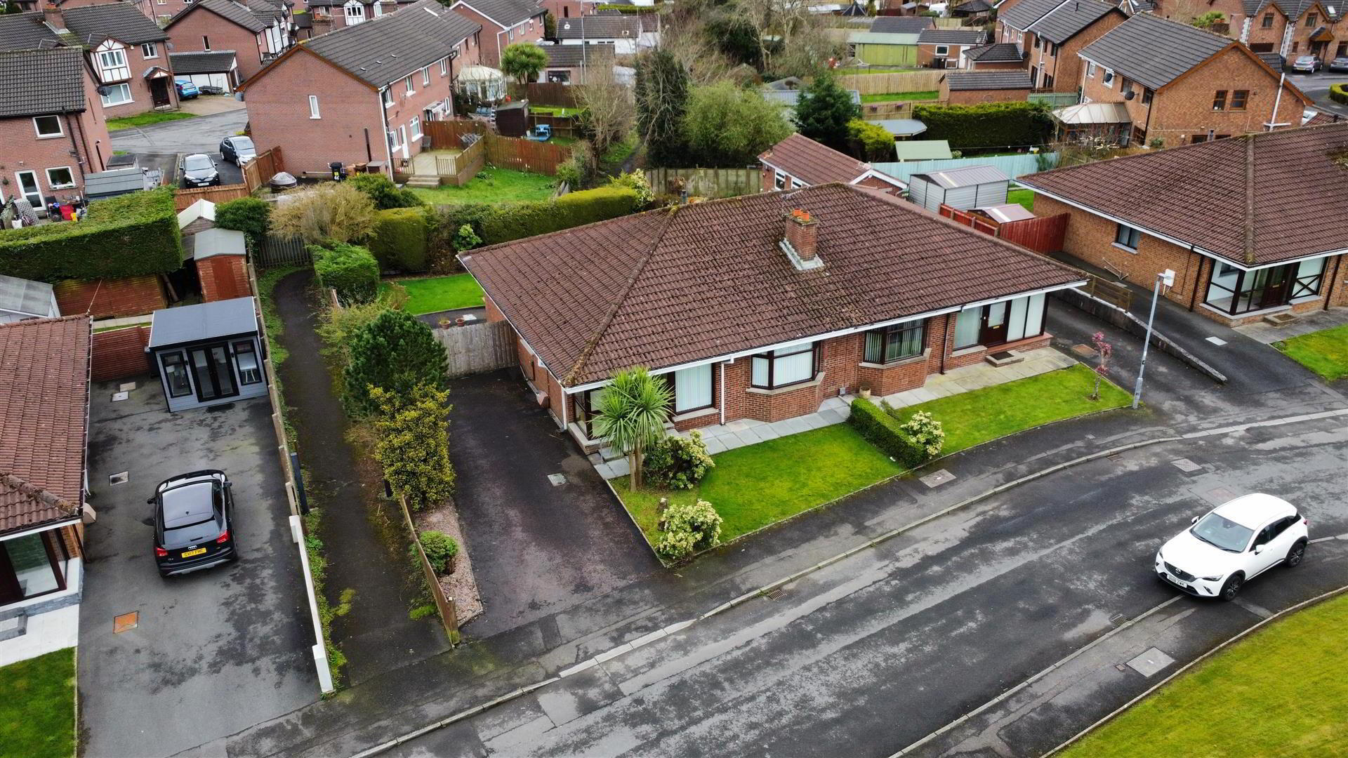 35 Meadow Hill 2 of 22