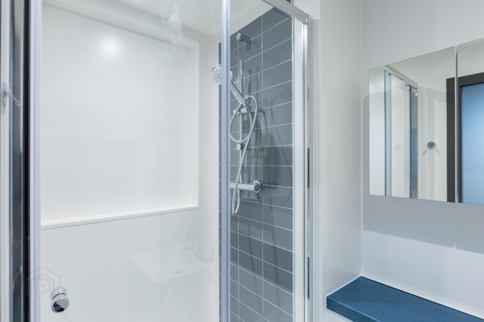 Premium Plus En Suite, Biscuit Factory 17 of 18