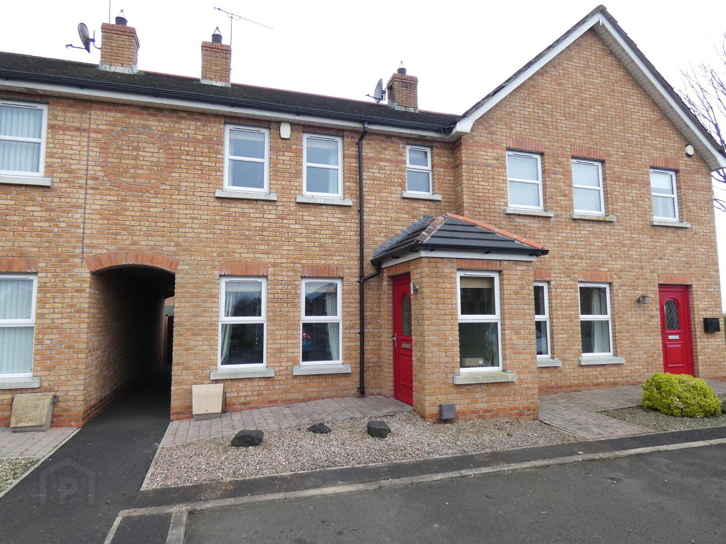 32 Bann Meadows 2 of 39