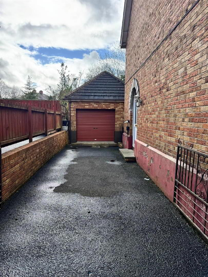 6 Copperfield Mews 27 of 28