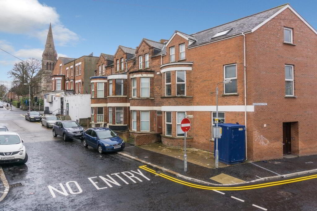 8 Donnybrook Street 2 of 19