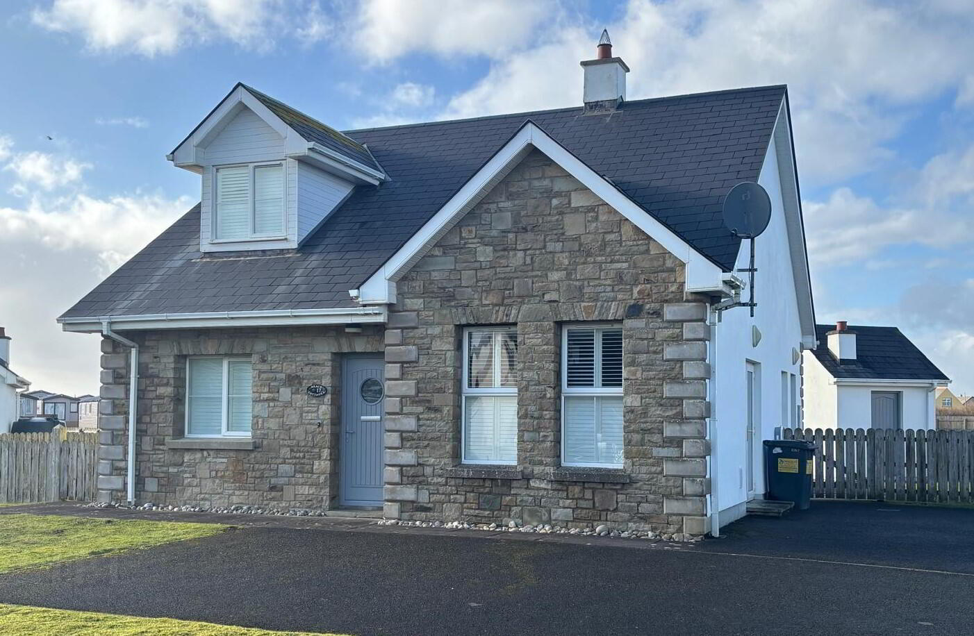 17 Beach Cottages 2 of 27