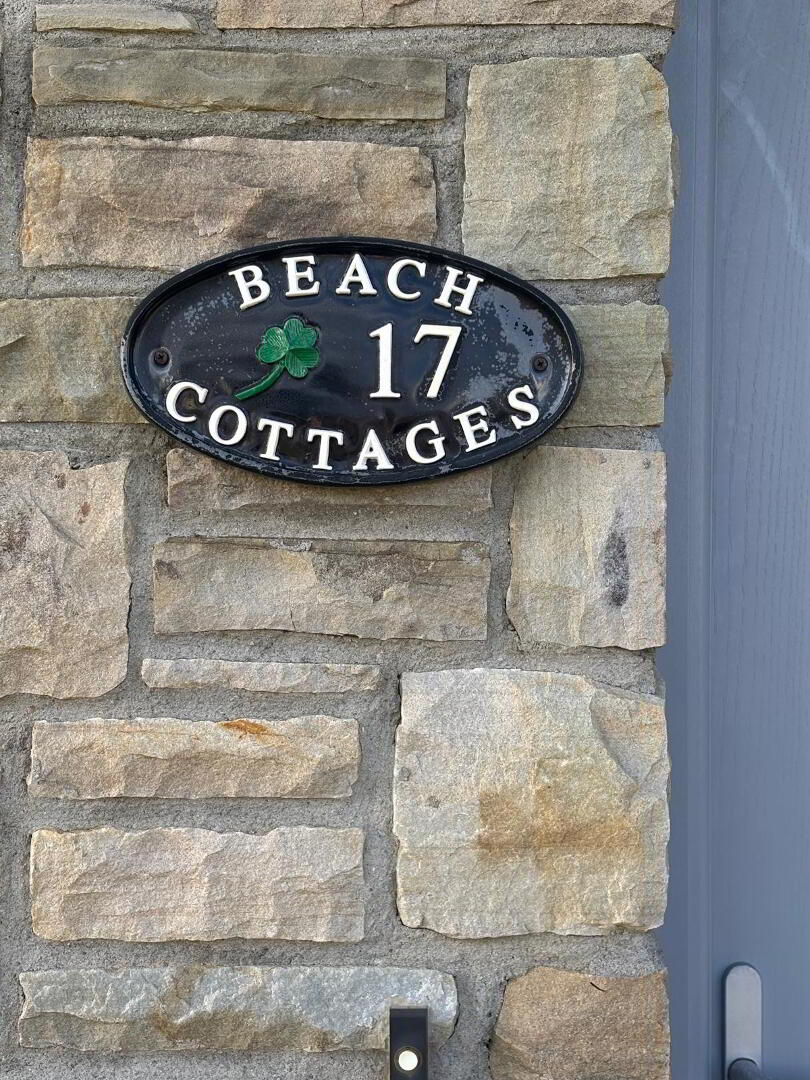 17 Beach Cottages 3 of 27