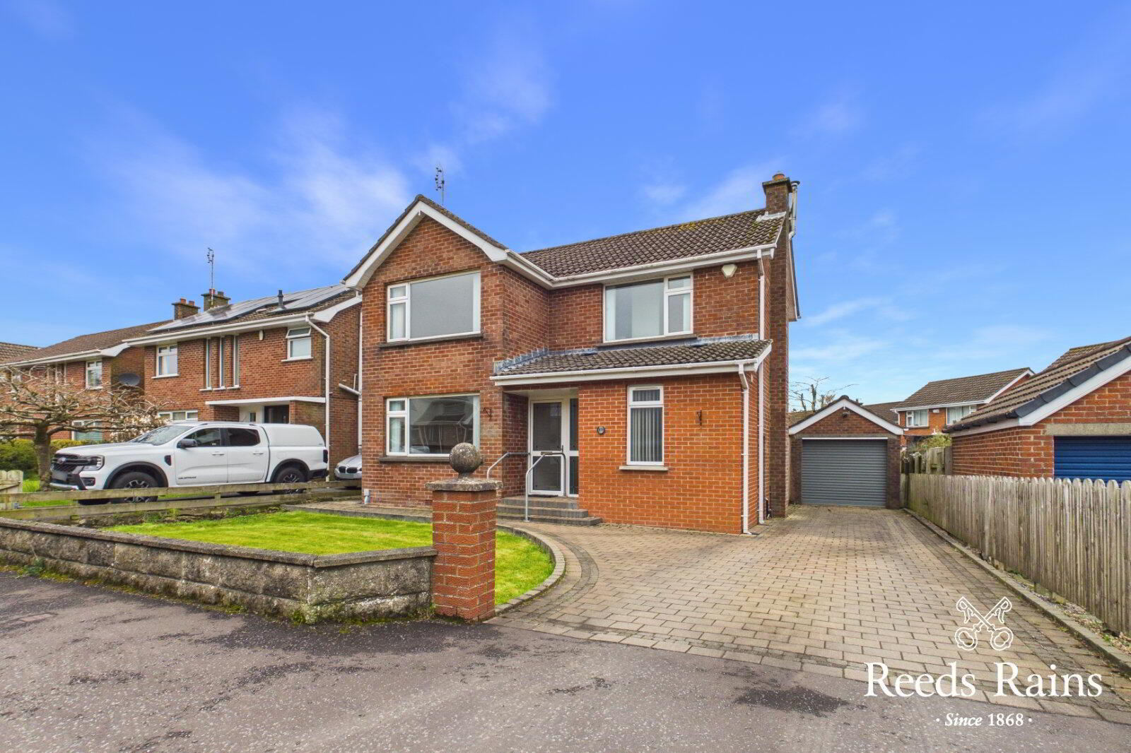 17 Roseville Avenue 1 of 33