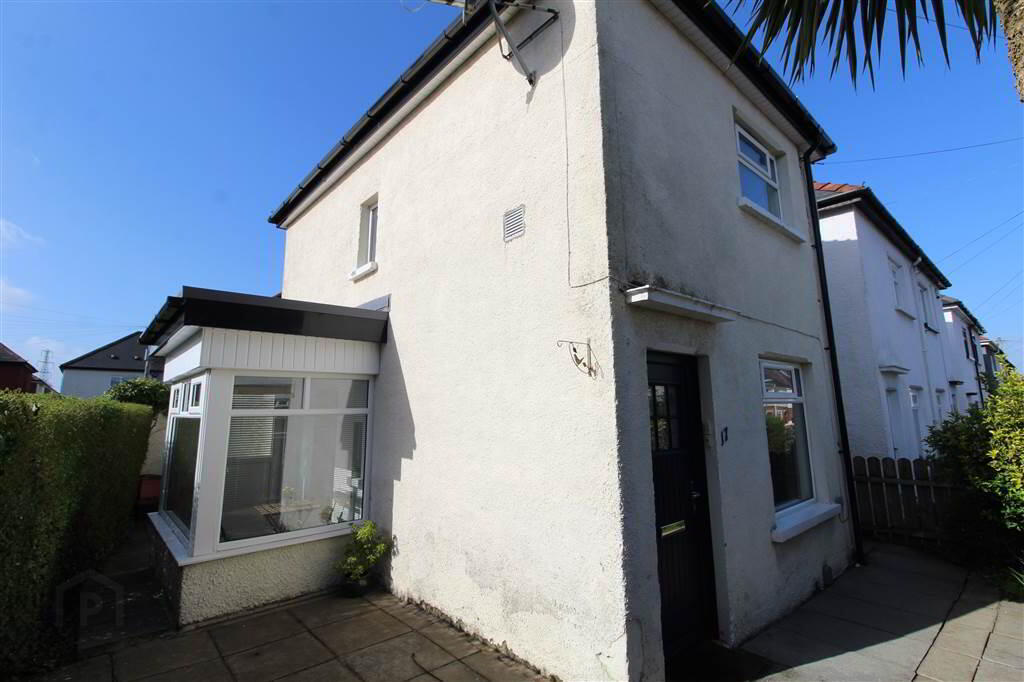 17 Dunraven Crescent 2 of 9