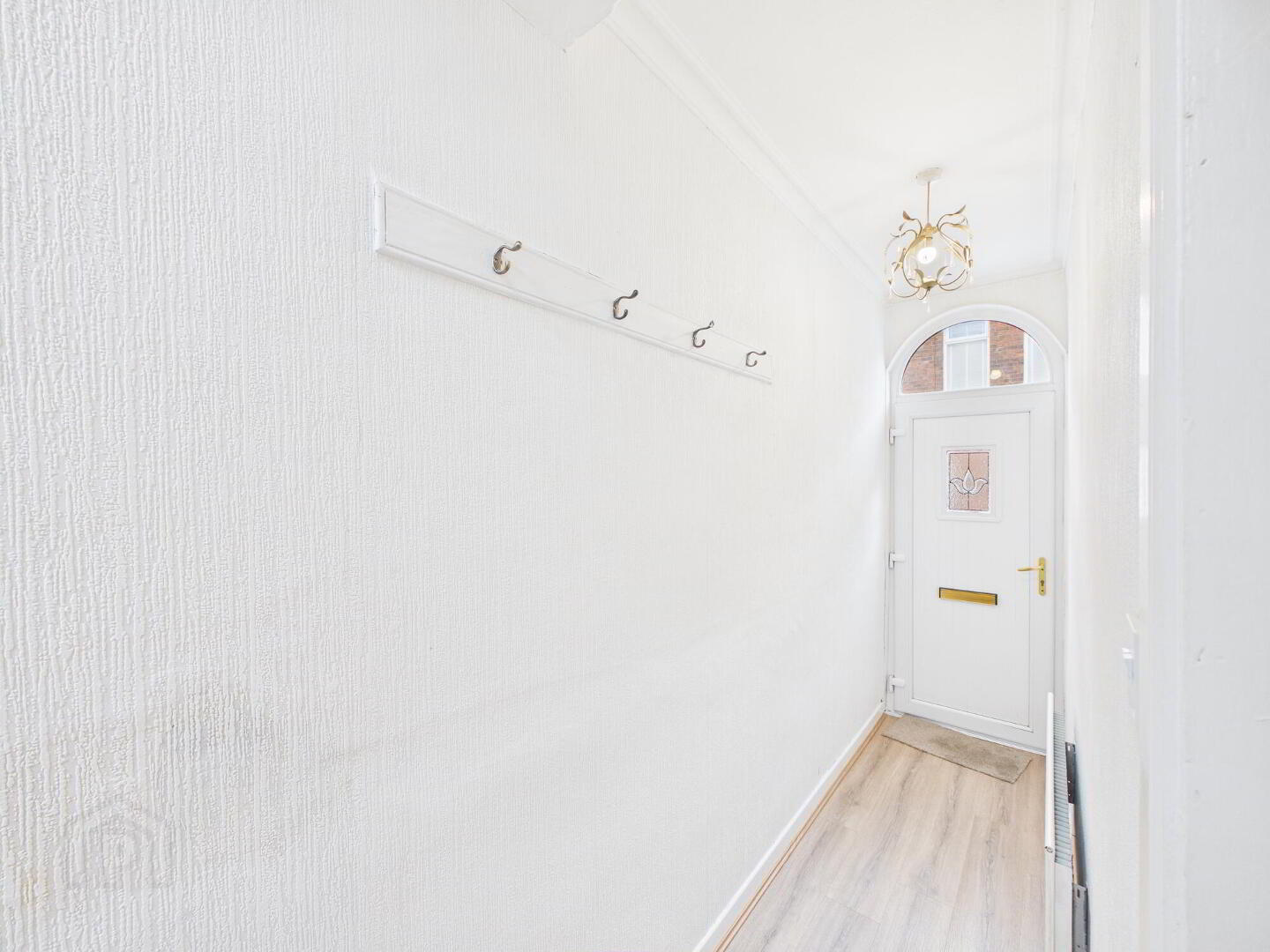 113 Walmer Street 2 of 13