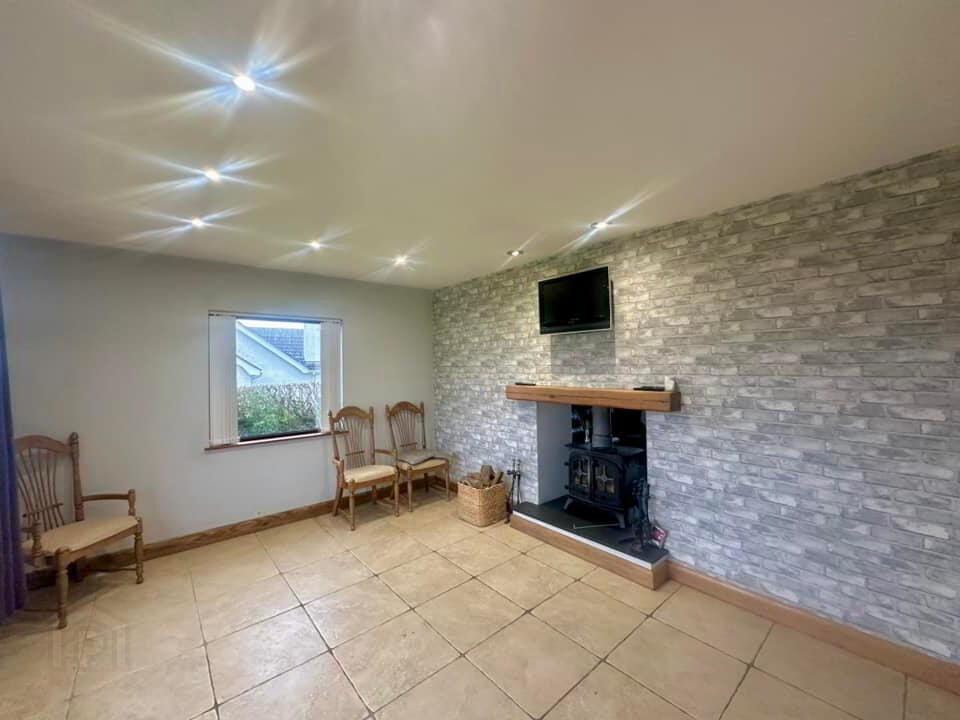 34 Glenleary Road 3 of 12
