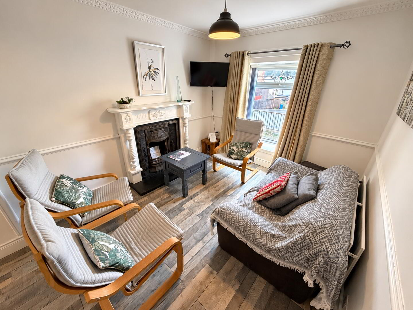 2 Westend Terrace 2 of 12