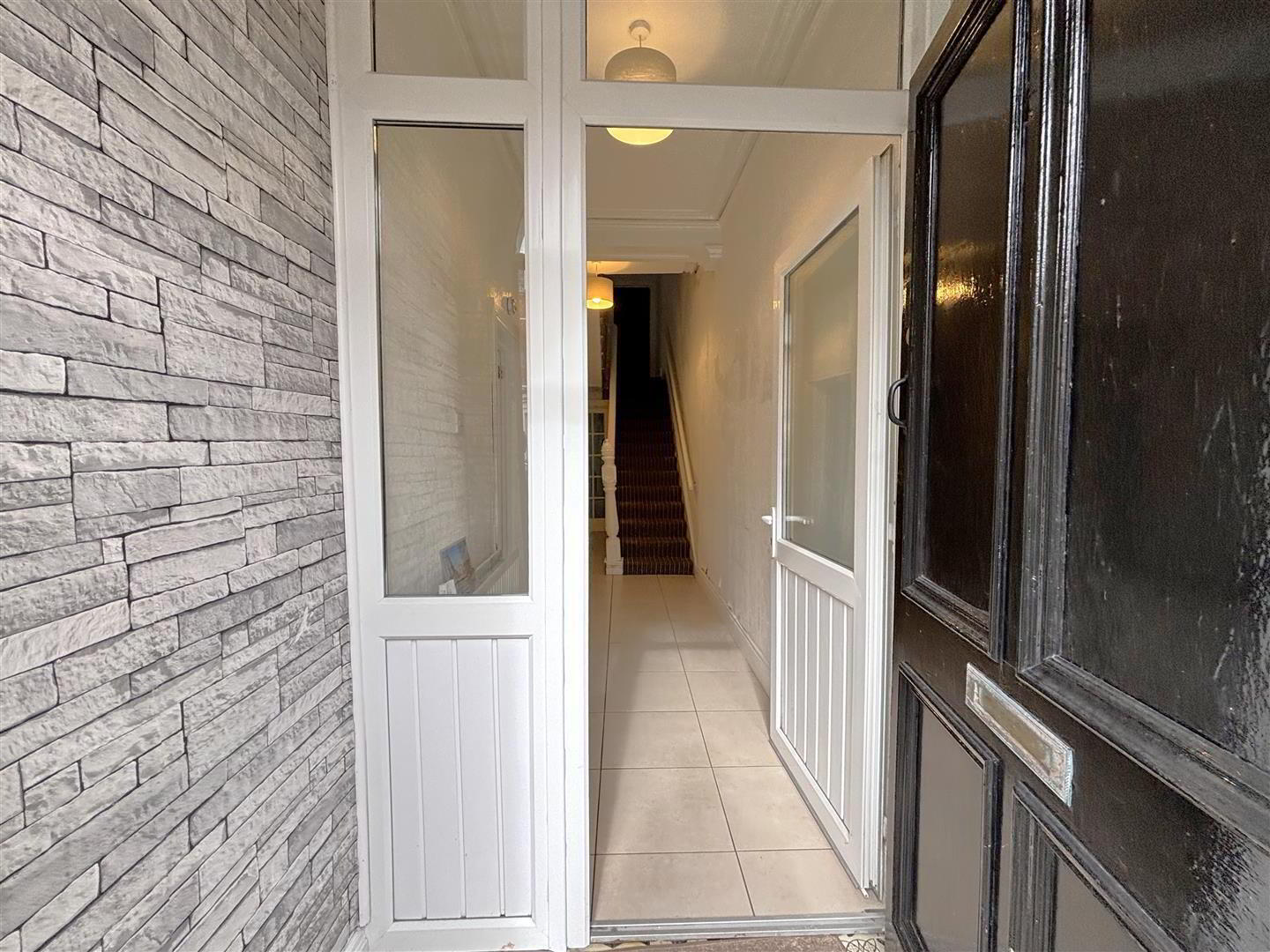 5 Woodland Avenue 3 of 23