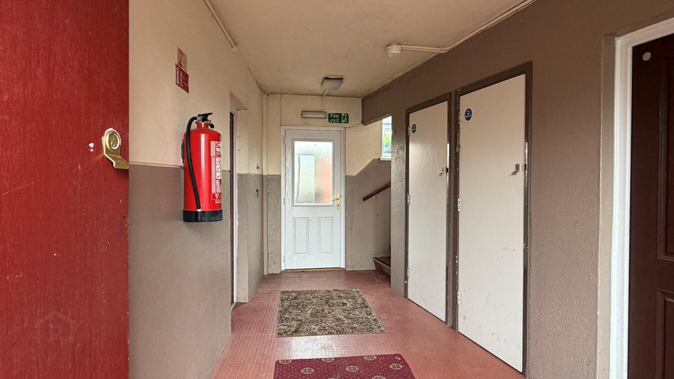 13e Loughgall Road 2 of 15