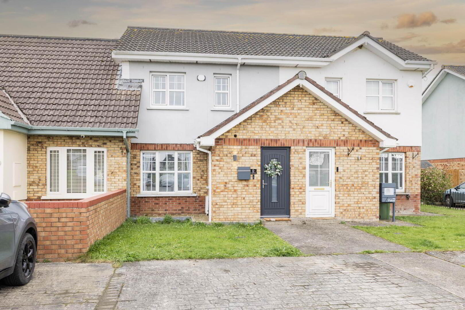9 Grange Grove 1 of 21