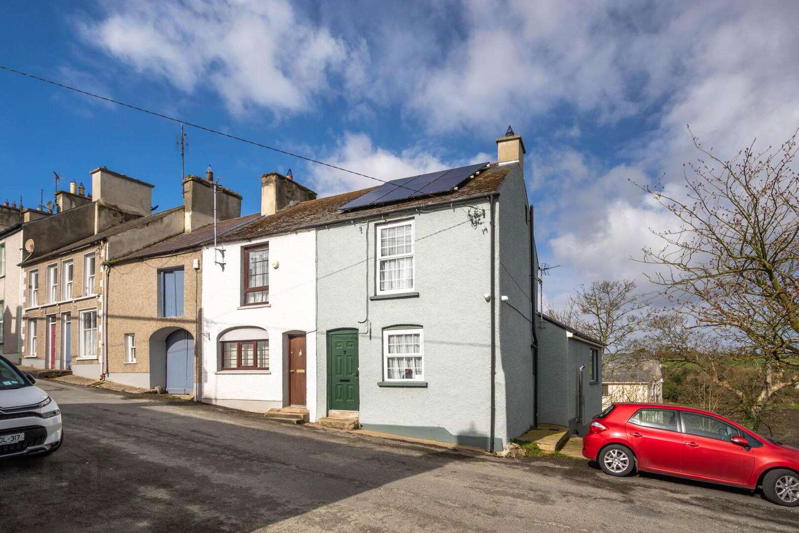 Castle Street 3 of 50