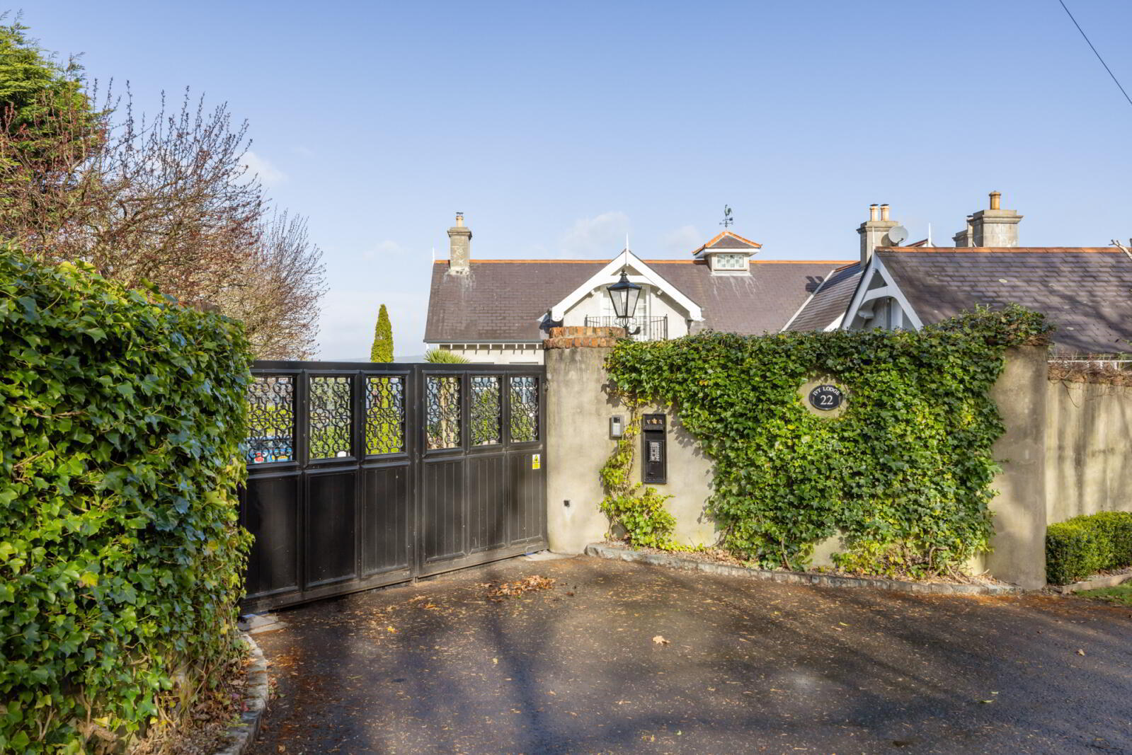 Ivy Lodge, 22 Circular Road West 32 of 32