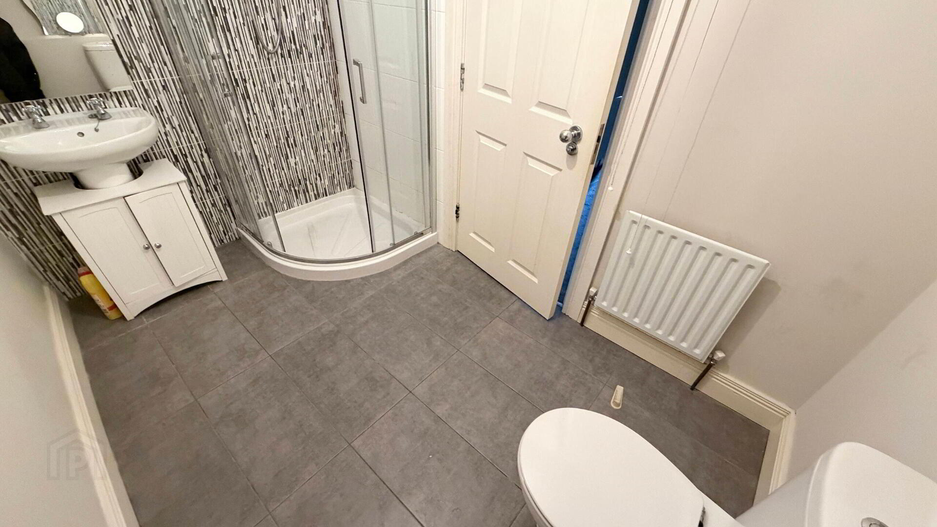 7 Shell Hill Crescent 14 of 15