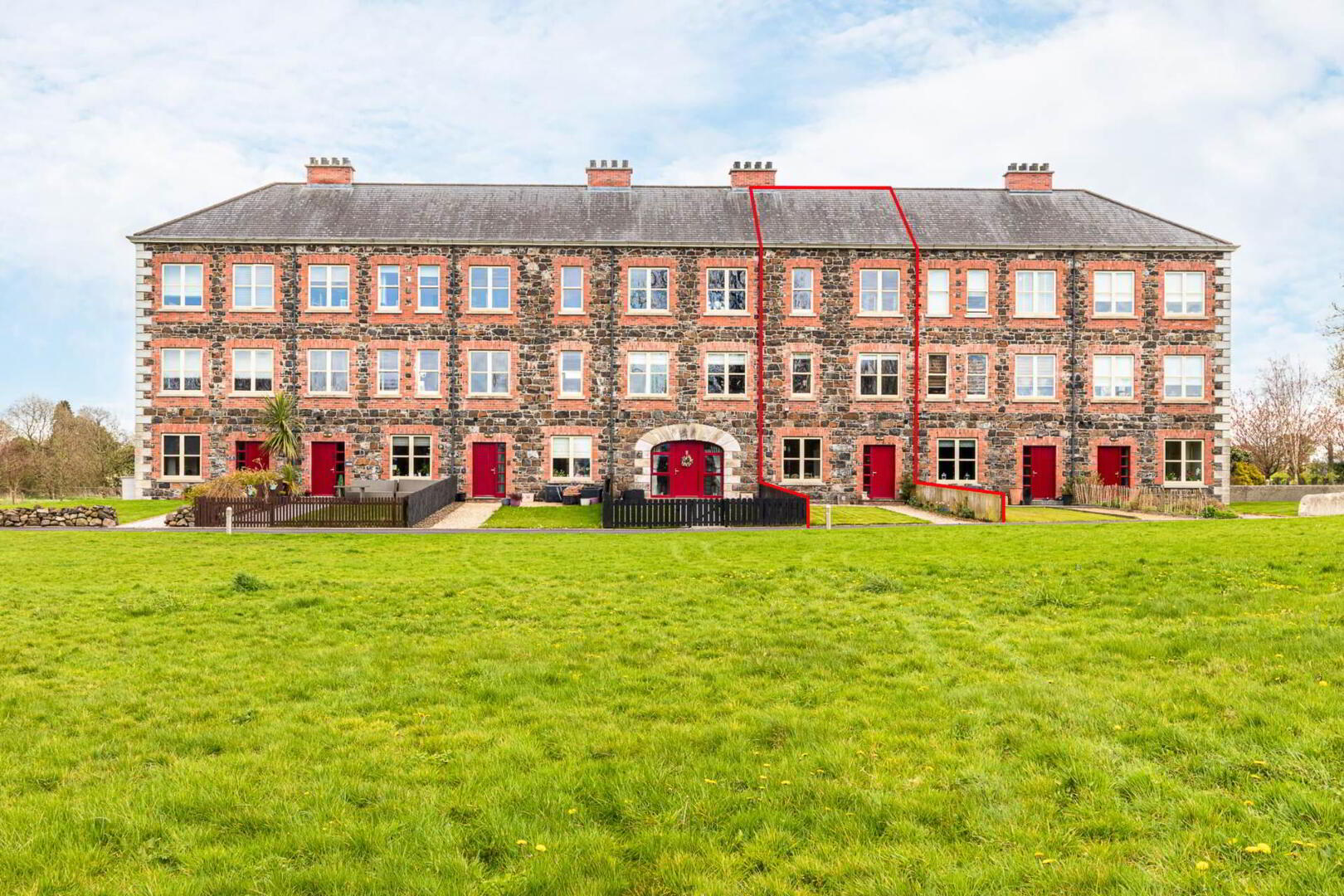 6 Glendoyle Cottages 2 of 44
