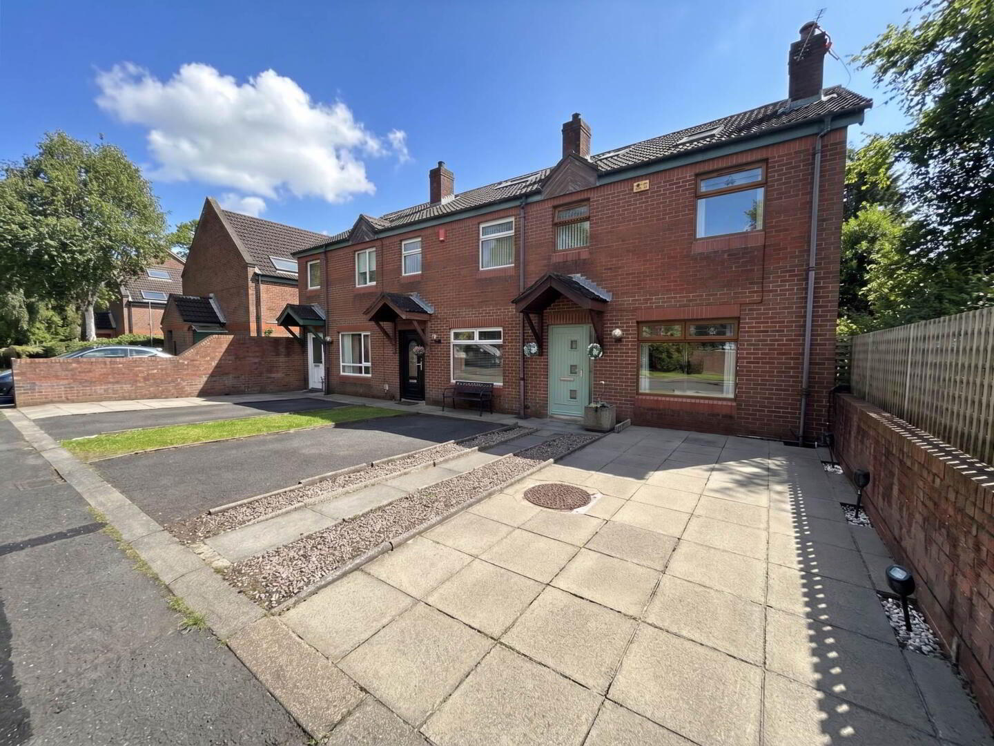 37 Chichester Gardens 2 of 27