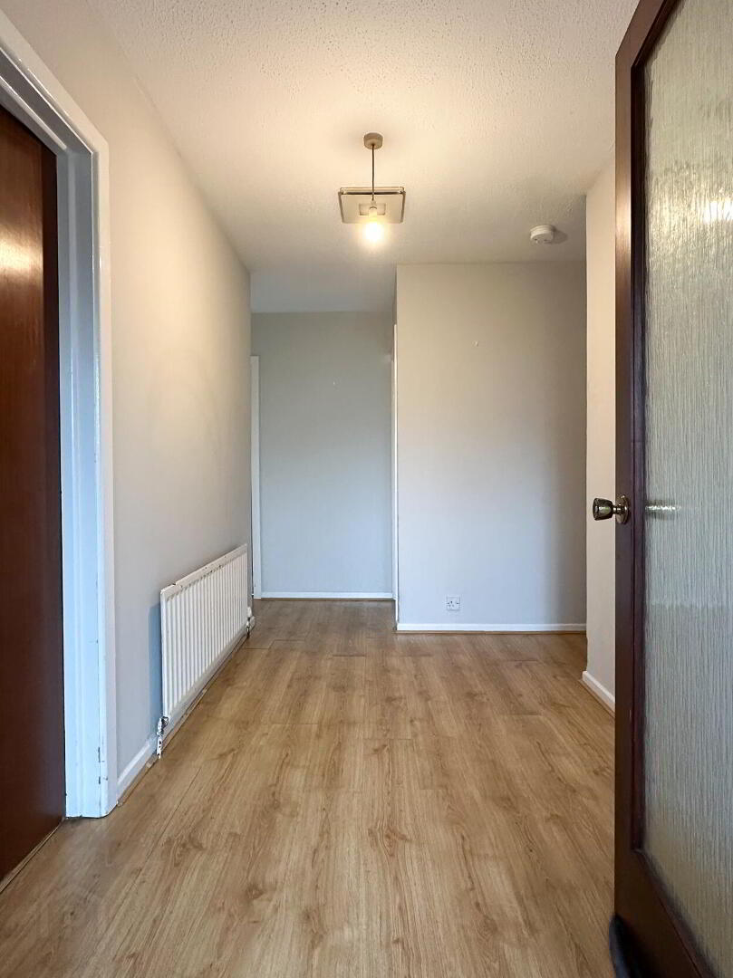 4 Cairn Road 3 of 29