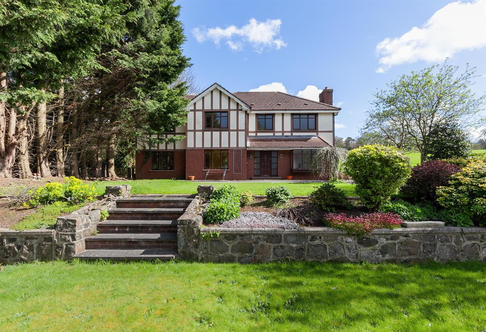 171 Old Holywood Road 1 of 40