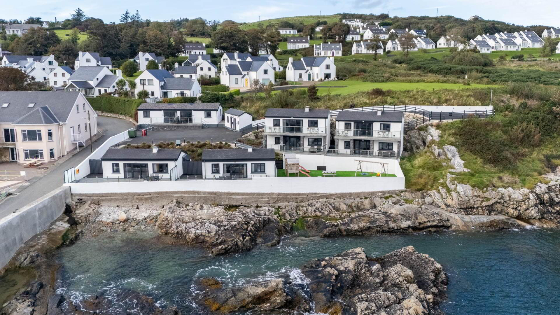 Pierside Apartments 1 of 28