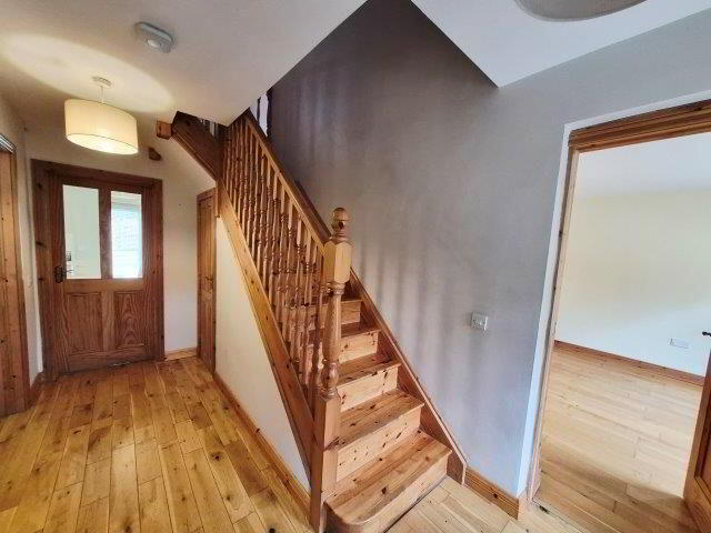 4 Millbank Glen 35 of 35