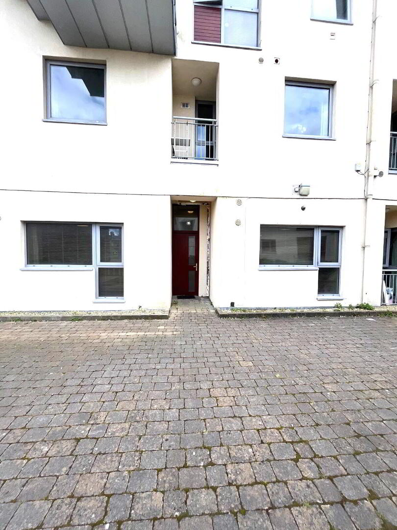 Apartment 3 Block B City Gate 9 of 9