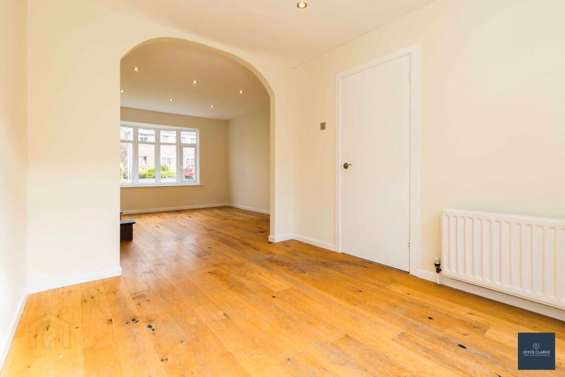 61 Kensington Park 2 of 44