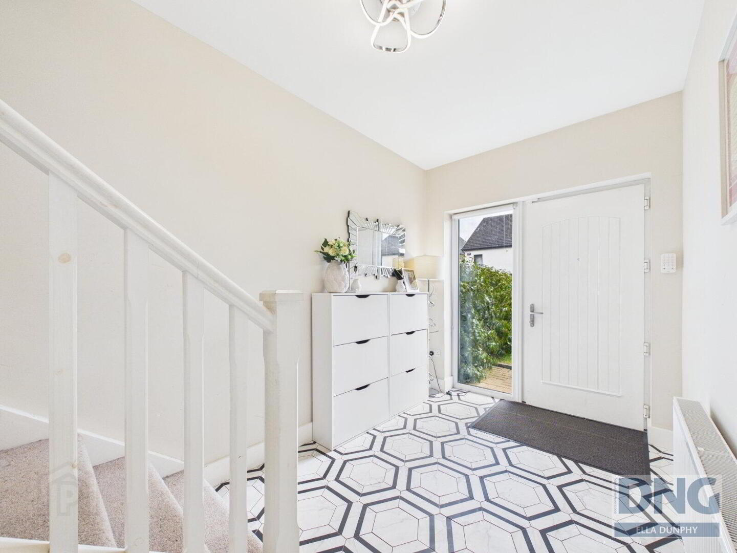 51 Rose Drive 2 of 25