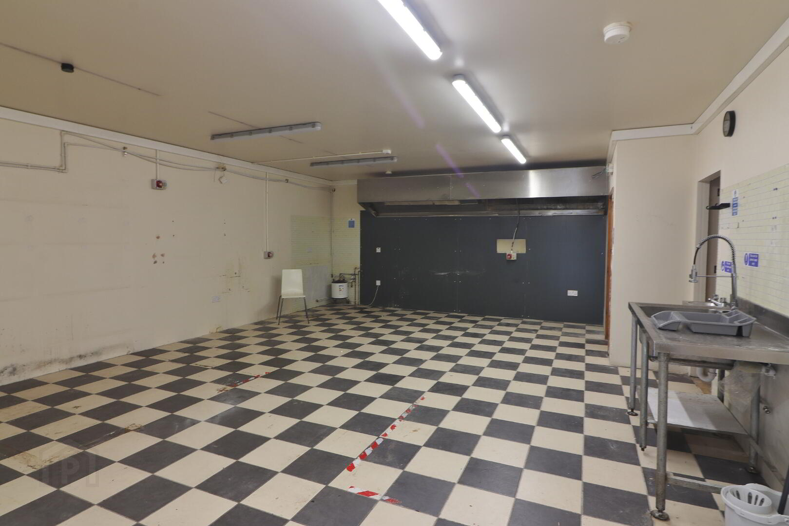 59 Whitehall Gate 6 of 7