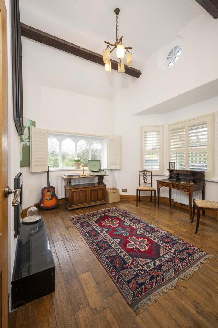 92 Taylors Avenue 3 of 20