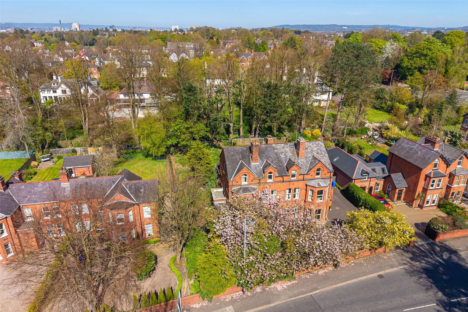 114 Balmoral Avenue 2 of 12