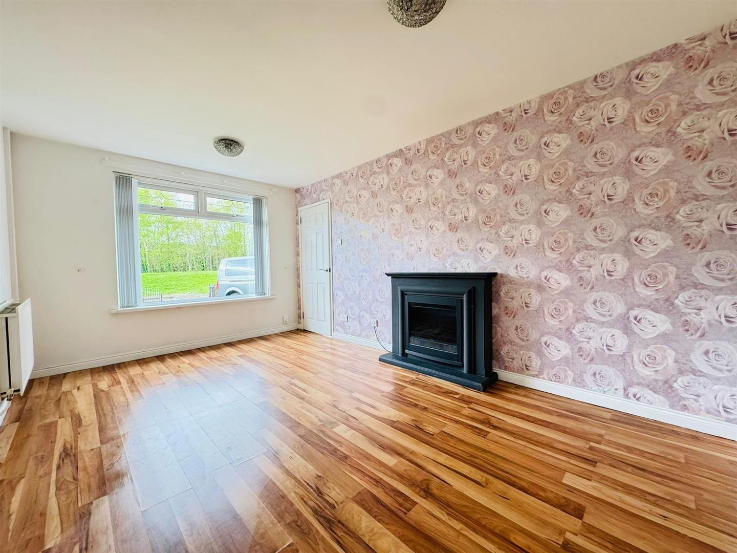 16 Rathdrum Park 2 of 12