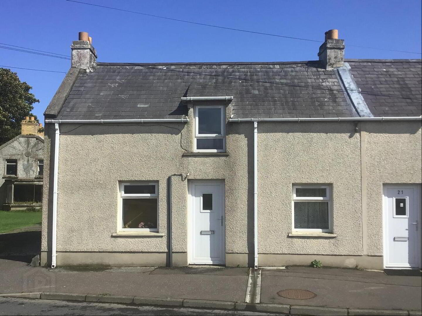 23 Main Road 2 of 4