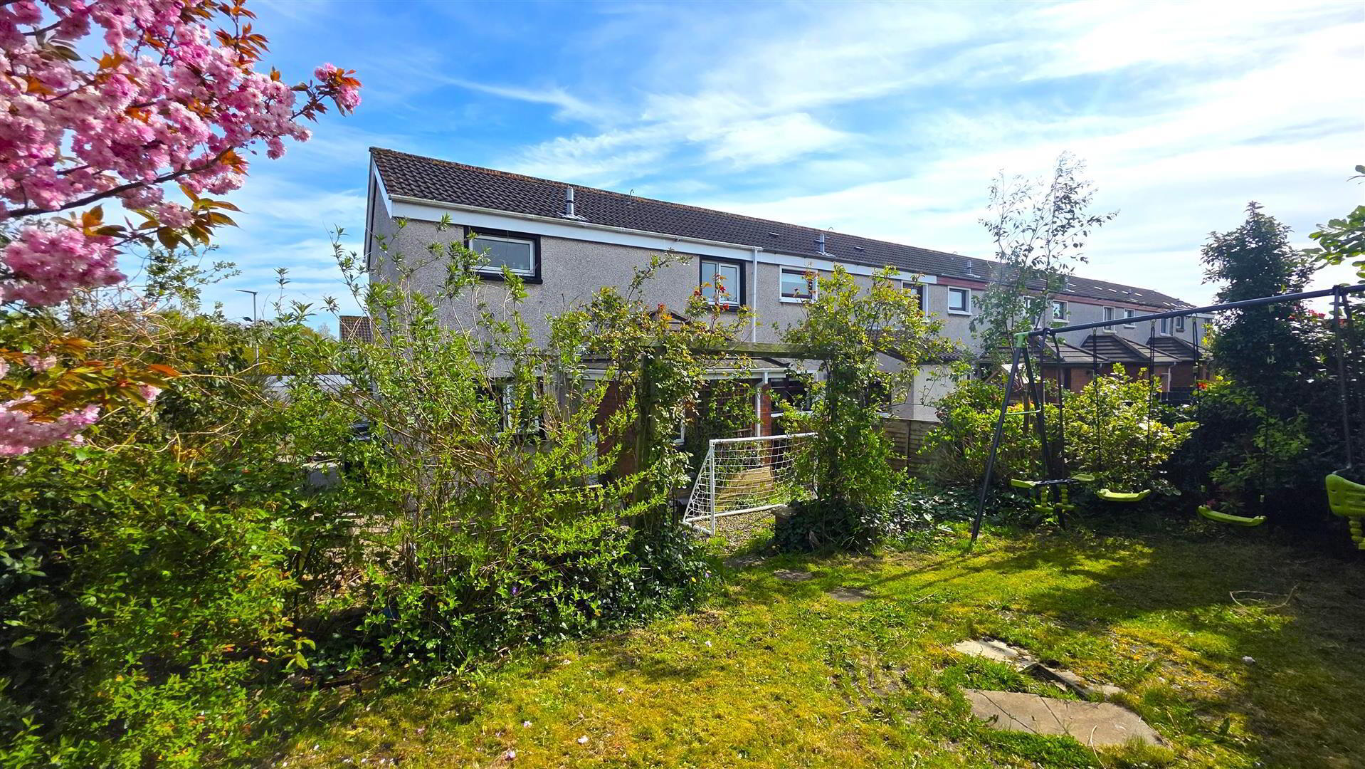 12 Caulside Park 2 of 22