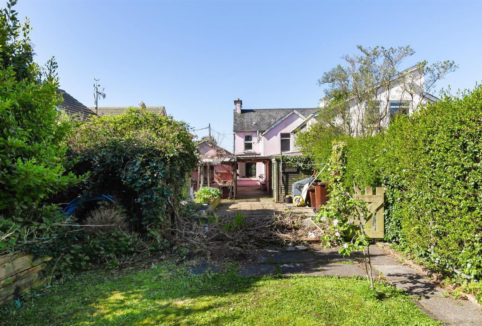33 Mullaghmore Park 27 of 27