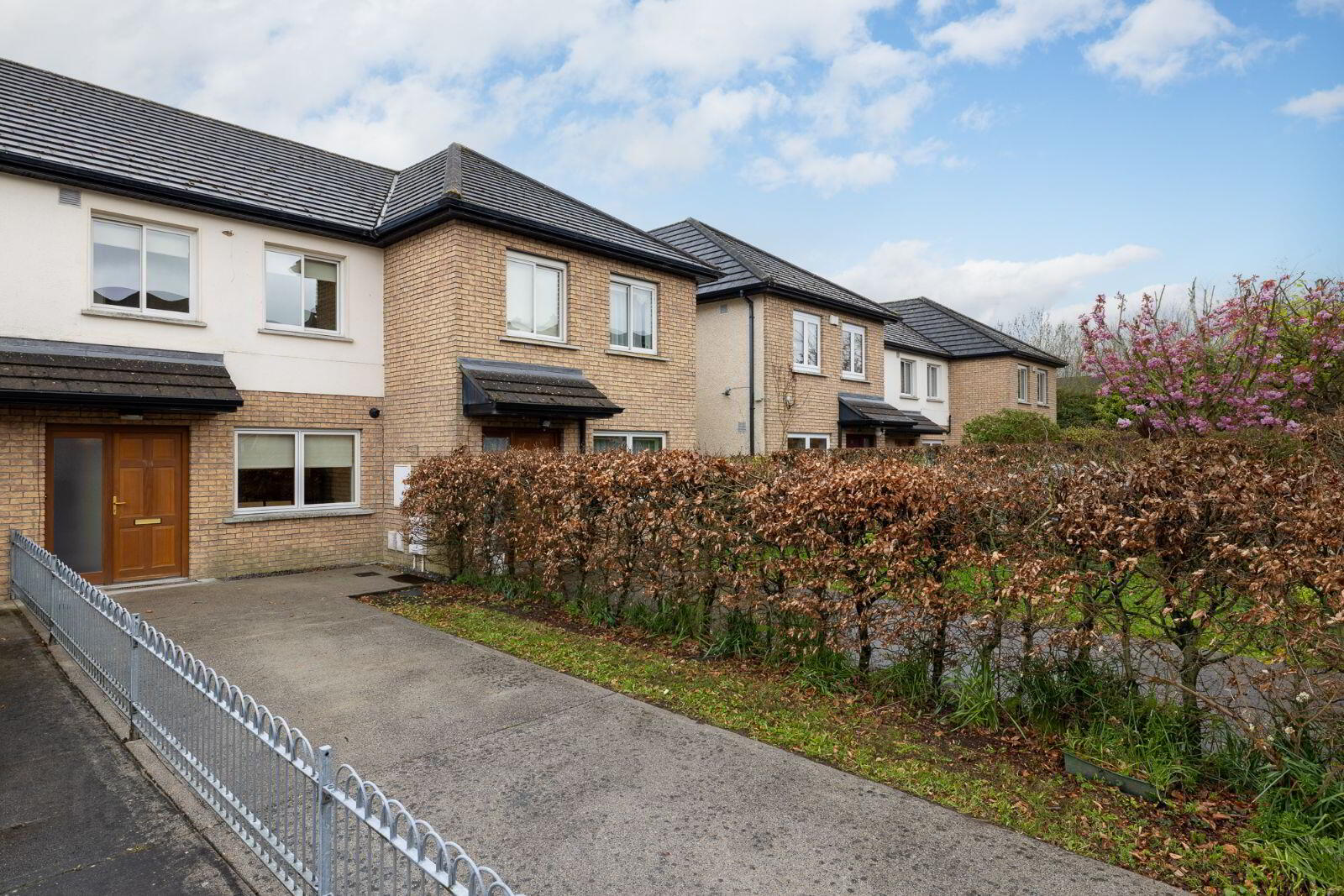 34 Beech Road 2 of 20