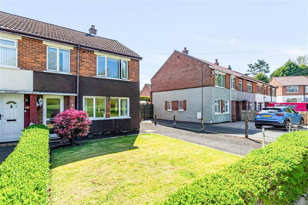 8 Rathmore Gardens 2 of 20