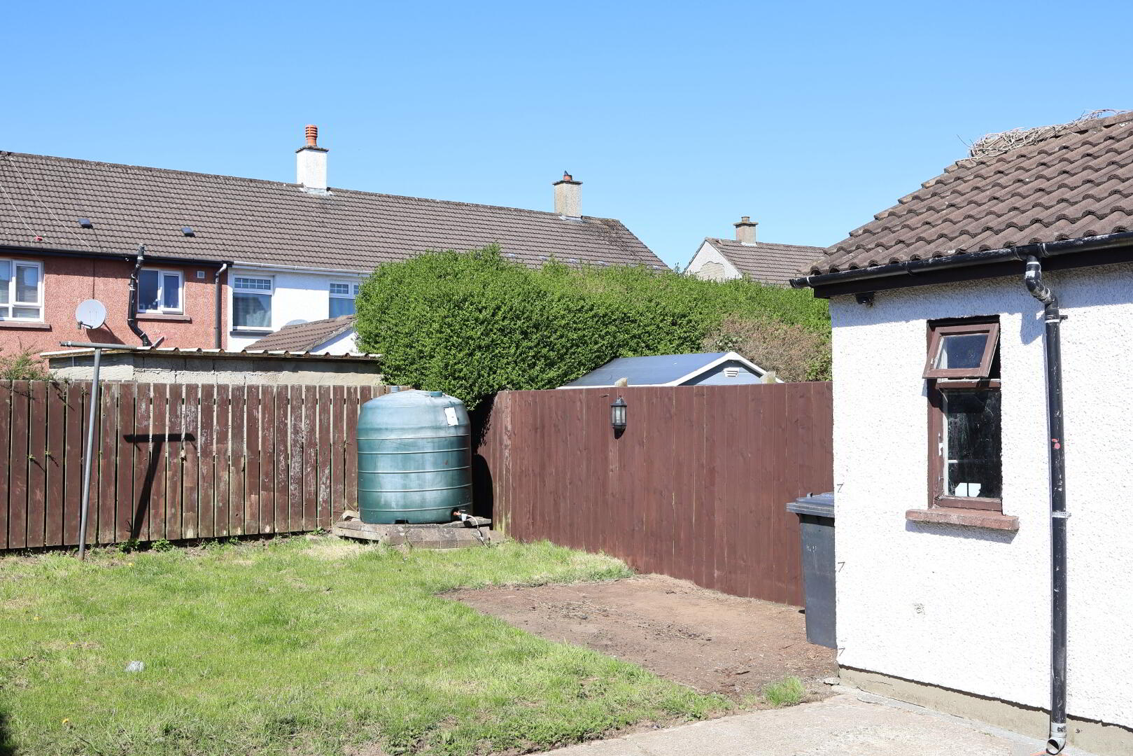 11 Roeview Park 11 of 11