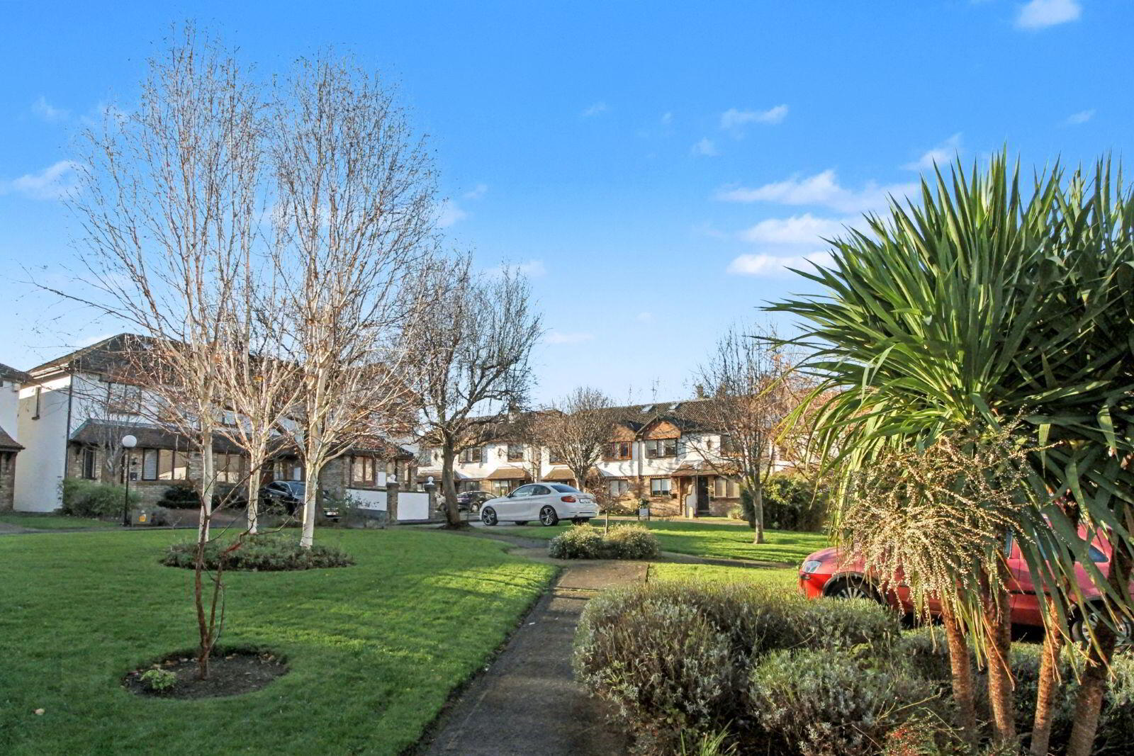 23 Southdene 2 of 13