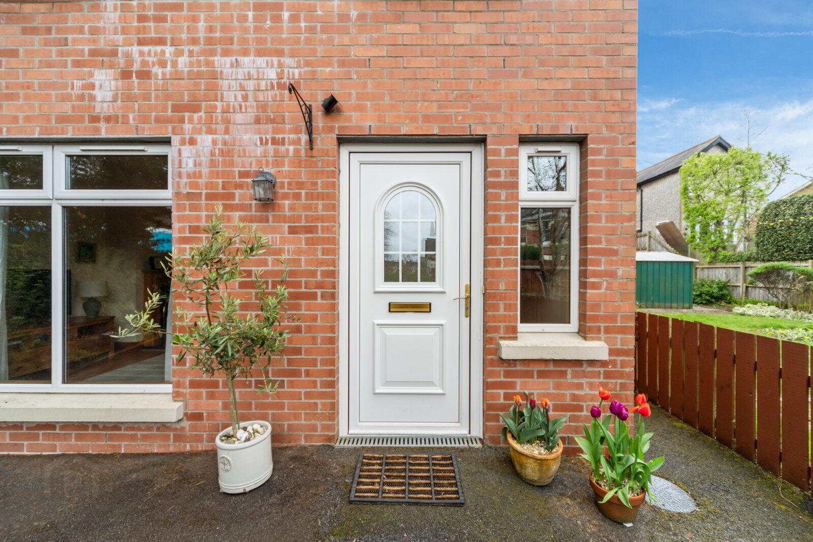 25B Knockbreda Park 2 of 21