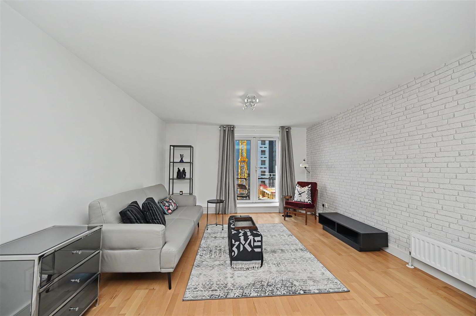Apt 402 Park Avenue 3 of 15
